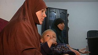 Çocukları ile Belçika'ya geri dönmek isteyen iki IŞİD gelininin umutları suya düştü