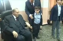 Nem indul újra az elnöki székért Bouteflika