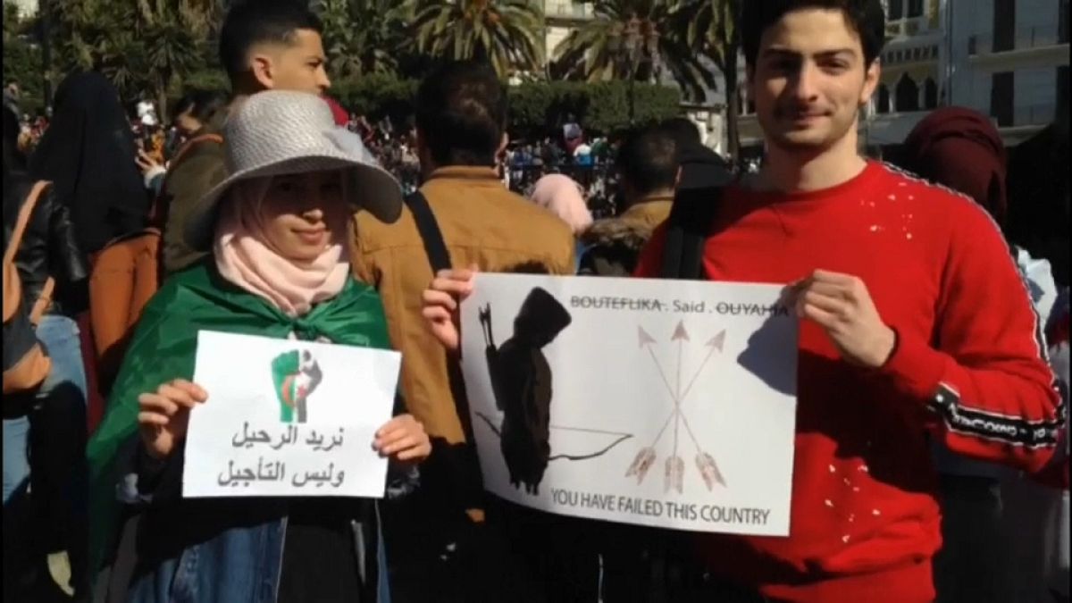 Los estudiantes argelinos no creen a Buteflika y vuelven a tomar las calles