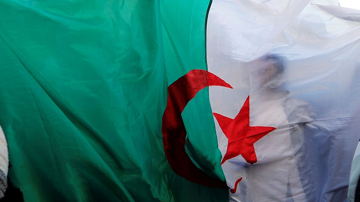 الخارجية الأميركية: ندعم الجهود الجزائرية "لشق طريق جديدة" بعد بوتفليقة