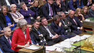 Brexit e Theresa May entre o não acordo e o adiamento