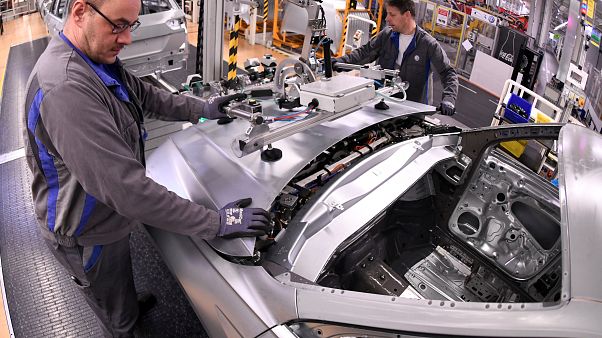 Volkswagen 2023'e kadar 5 bin ila 7 bin kişinin işine son verecek Volkswagen 2023'e kadar 5 bin ila 7 bin kişinin işine son verecek