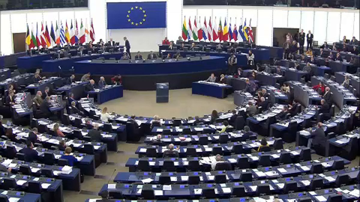 Brexit, è ancora stallo: le reazioni a Strasburgo