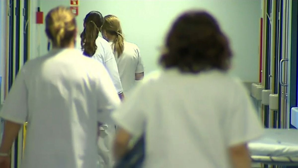 Há menos enfermeiros portugueses a emigrar para o Reino Unido