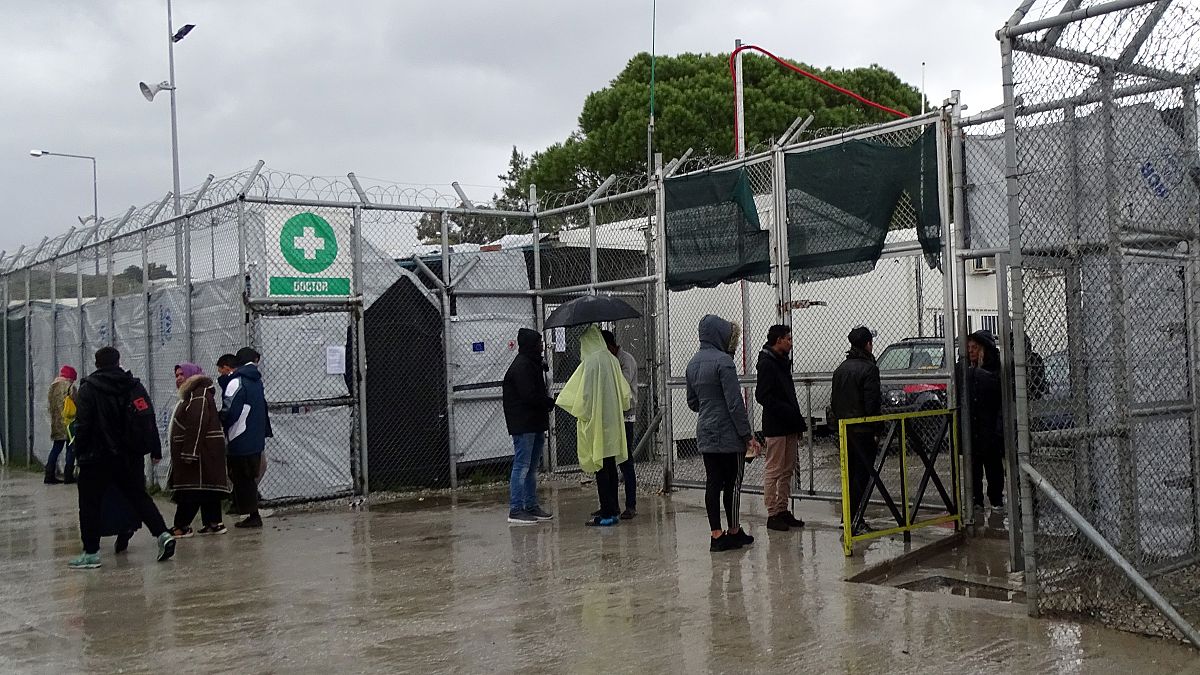 Μεταφορά 1000 αιτούντων άσυλο στην ενδοχώρα από τα νησιά Αιγαίου 