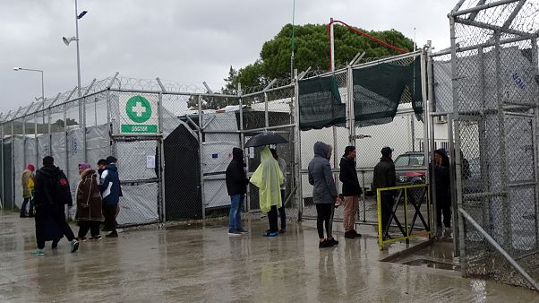 Μεταφορά 1000 αιτούντων άσυλο στην ενδοχώρα από τα νησιά Αιγαίου Μεταφορά 1000 αιτούντων άσυλο στην ενδοχώρα από τα νησιά Αιγαίου