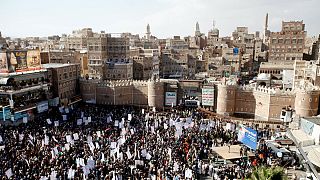 استقبال حوثی‌های یمن از رای سنای آمریکا برای قطع کمکها به ائتلاف اعراب