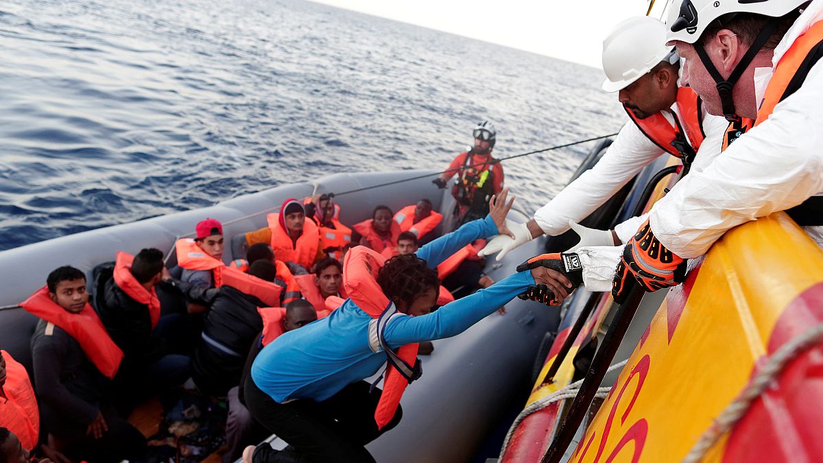 انخفاض أعداد طالبي اللجوء في الاتحاد الأوروبي والسوريون يتصدّرون القائمة