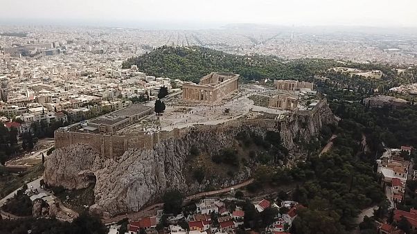 Ακρόπολη: Η δικηγόρος των επενδυτών του ξενοδοχείου στο euronews Ακρόπολη: Η δικηγόρος των επενδυτών του ξενοδοχείου στο euronews