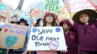 Öğrencilerin küresel iklim eylemleri başladı: Avustralya ve Yeni Zelanda'da gençler grev yaptı