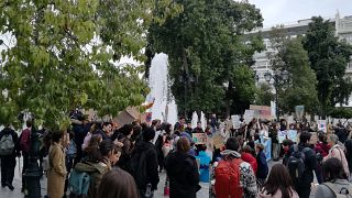 Μαθητές σε πόλεις της Ελλάδας διαδήλωσαν κατά της κλιματικής αλλαγής