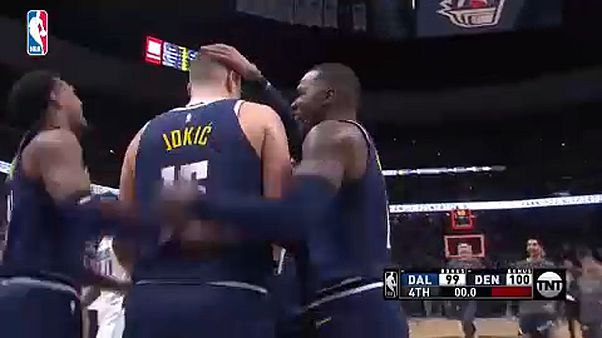 NBA: Jokic a dudaszó pillanatában dobott győztes kosarat NBA: Jokic a dudaszó pillanatában dobott győztes kosarat