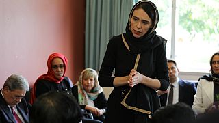 نخست وزیر نیوزیلند با مسلمانان کرایست‌چرچ دیدار کرد