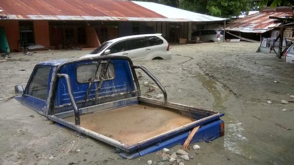 Inondazioni in Indonesia: oltre 50 morti e migliaia di sfollati Inondazioni in Indonesia: oltre 50 morti e migliaia di sfollati