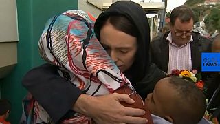 حضور نخست‌وزیر نیوزیلند در مراسم بزرگداشت قربانیان حمله تروریستی