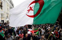  مجموعة سياسية جزائرية جديدة تدعو بوتفليقة للتنحي والجيش على عدم التدخل في خيارات الشعب