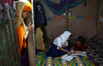 Bangladeş'in okuldan attığı Arakanlı Yasmin 