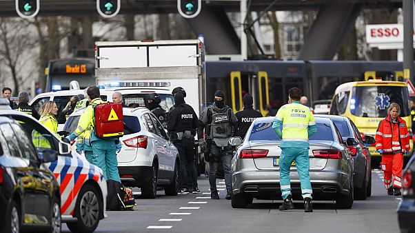 Fusillade aux Pays-Bas : un suspect d'origine turque arrêté, ses motifs peu clairs Fusillade aux Pays-Bas : un suspect d'origine turque arrêté, ses motifs peu clairs