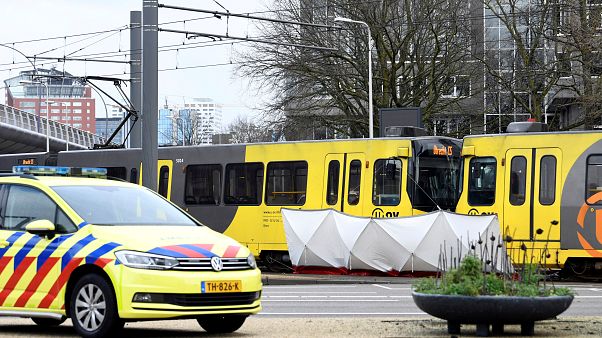 Sparatoria a Utrecht: 3 morti e 5 feriti, arrestato il sospetto Sparatoria a Utrecht: 3 morti e 5 feriti, arrestato il sospetto