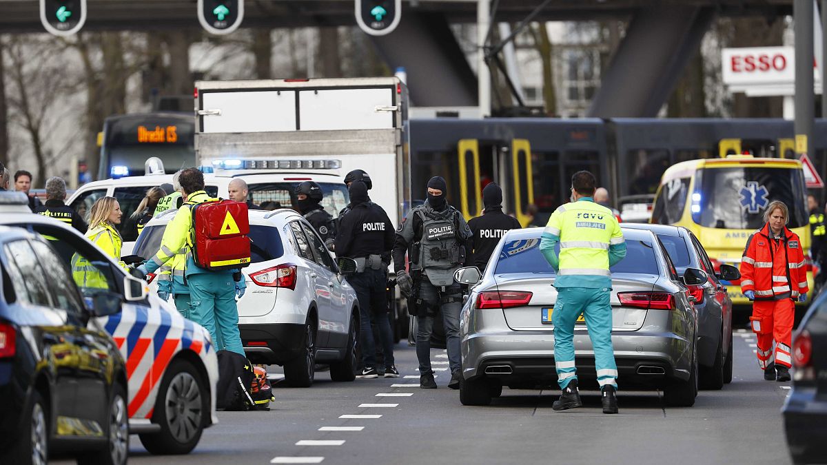 Schüsse in Utrecht: 3 Tote und 5 Verletzte, Polizei veröffentlicht Foto von Verdächtigem