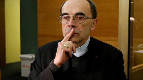 Il cardinale Barbarin si dimette Il cardinale Barbarin si dimette