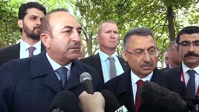 وزير الخارجية التركي في زيارة لجرحى حادثة إطلاق النار في مسجد بنيوزيلند