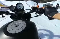 Des Harley-Davidson à l'assaut de sommets enneigés
