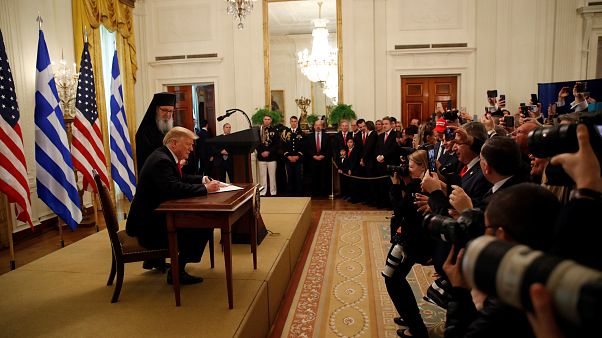 Τραμπ: Οι ΗΠΑ έχουν διαμορφωθεί από τον ελληνικό πολιτισμό Τραμπ: Οι ΗΠΑ έχουν διαμορφωθεί από τον ελληνικό πολιτισμό