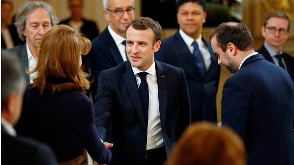 Ausschreitungen in Paris: Macron will hart durchgreifen Ausschreitungen in Paris: Macron will hart durchgreifen