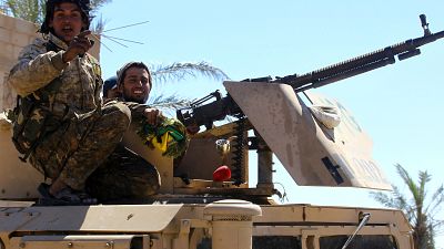 قوات سوريا الديمقراطية تأسر 157 متشددا وتقول إن هزيمة داعش باتت قريبة 