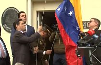 Venezuela denuncia la ocupación de sus sedes diplomáticas en EEUU
