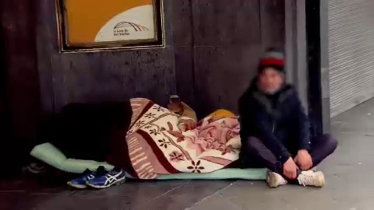 Kampf der grassierenden Obdachlosigkeit in Europa