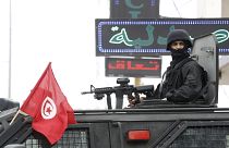 دورية مؤللة للقوات التونسية