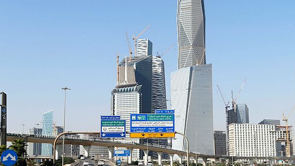 السعودية: مساع لجذب 20 مليار دولار استثمارات في قطاع السياحة السعودية: مساع لجذب 20 مليار دولار استثمارات في قطاع السياحة