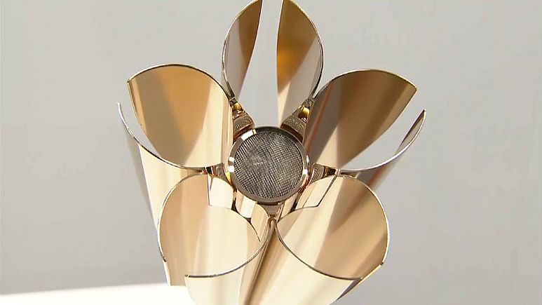 Tocha para Tóquio 2020 lembra as cerejeiras em flor