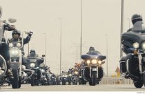 'Birleşik Arap Emirlikleri Şövalyeleri' motor grubuyla Dubai'de çölde macera