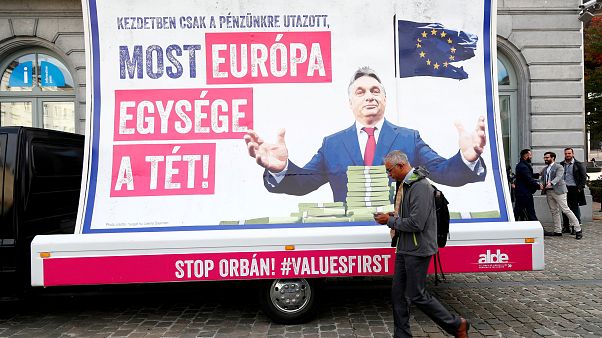 Orbans Fidesz vorläufig aus der EVP ausgeschlossen Orbans Fidesz vorläufig aus der EVP ausgeschlossen