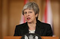 Theresa May culpa deputados por crise do Brexit