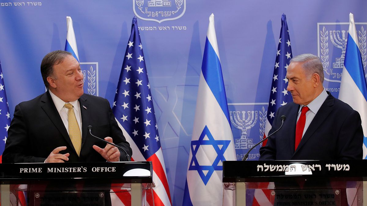 رئيس الوزراء الاسرائيلي بنيامين نتنياهو ووزير الخارجية الأمريكي مايك بومبيو