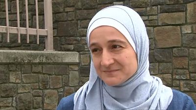 السيدة سلوى مصطفى، لاجئة سورية فقدت ابنها وزوجها في مذبحة المسجدين 