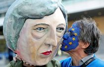 بروكسل: نشطاء يحتجون على قمة البريكست بالمجلس الاوروبي