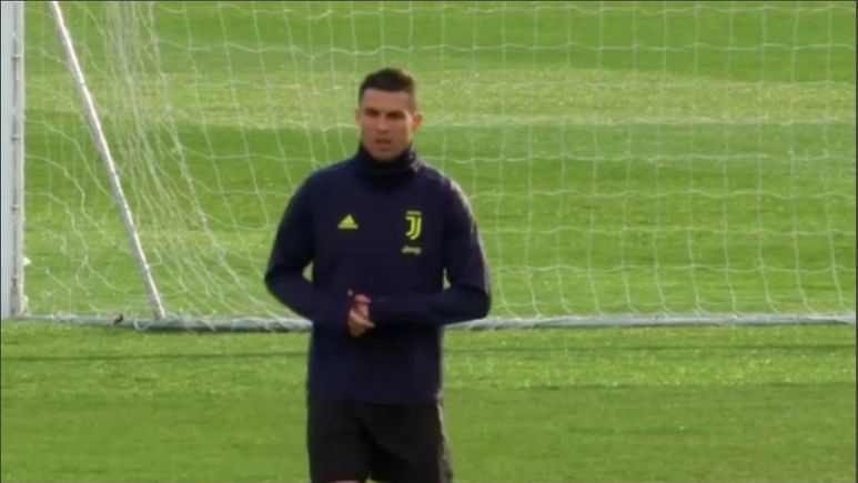 Ronaldo multado pela UEFA