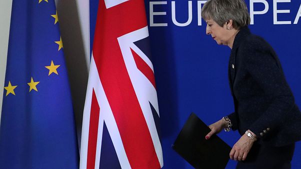 AB ve İngiltere uzlaştı: Brüksel'den İngiltere'ye Brexit tarihi için 2 seçenek, 2 hafta süre AB ve İngiltere uzlaştı: Brüksel'den İngiltere'ye Brexit tarihi için 2 seçenek, 2 hafta süre