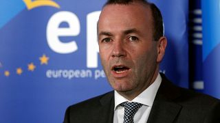 Weber: a politikai gyűlés döntése volt a Fidesz felfüggesztése