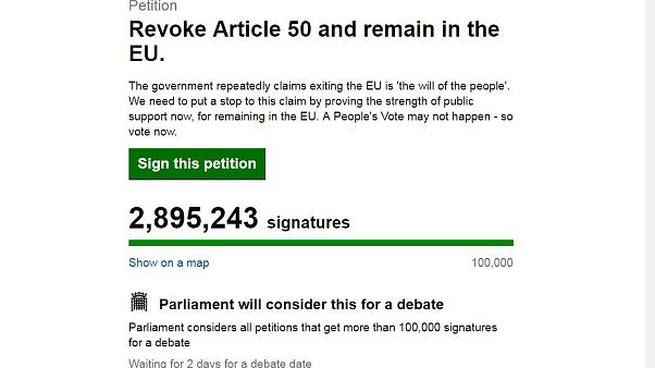 Brexit, la petizione per restare nella Ue vola verso 3 milioni di firme Brexit, la petizione per restare nella Ue vola verso 3 milioni di firme