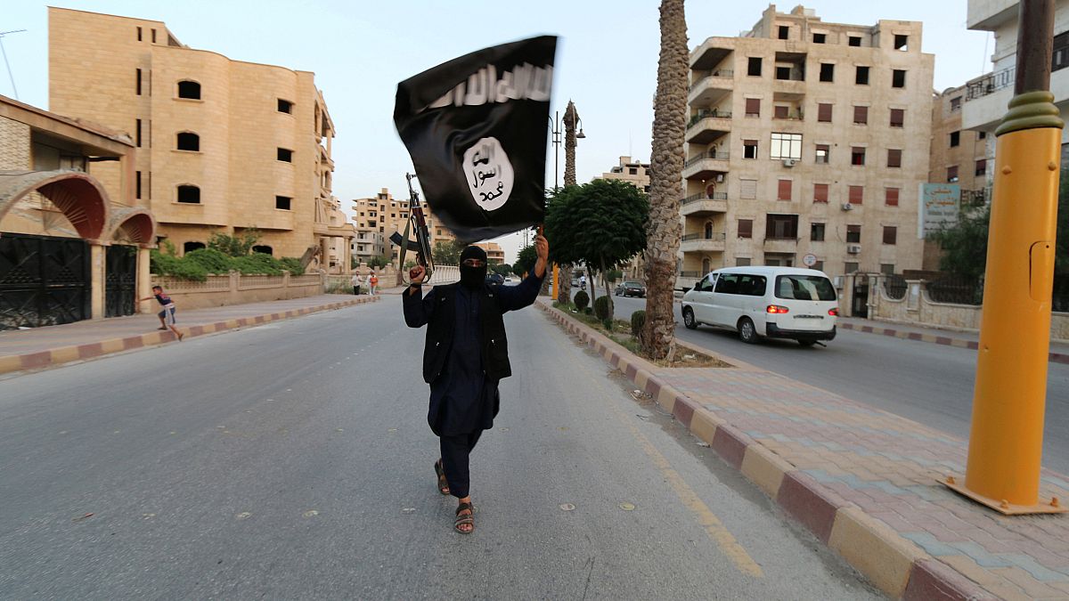 صعود وأفول داعش في العراق وسوريا
