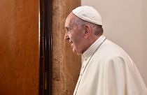 البابا يوافق على استقالة كاردينال سانتياغو ريكاردو إزاتي المتهم في قضية إعتداءات جنسية