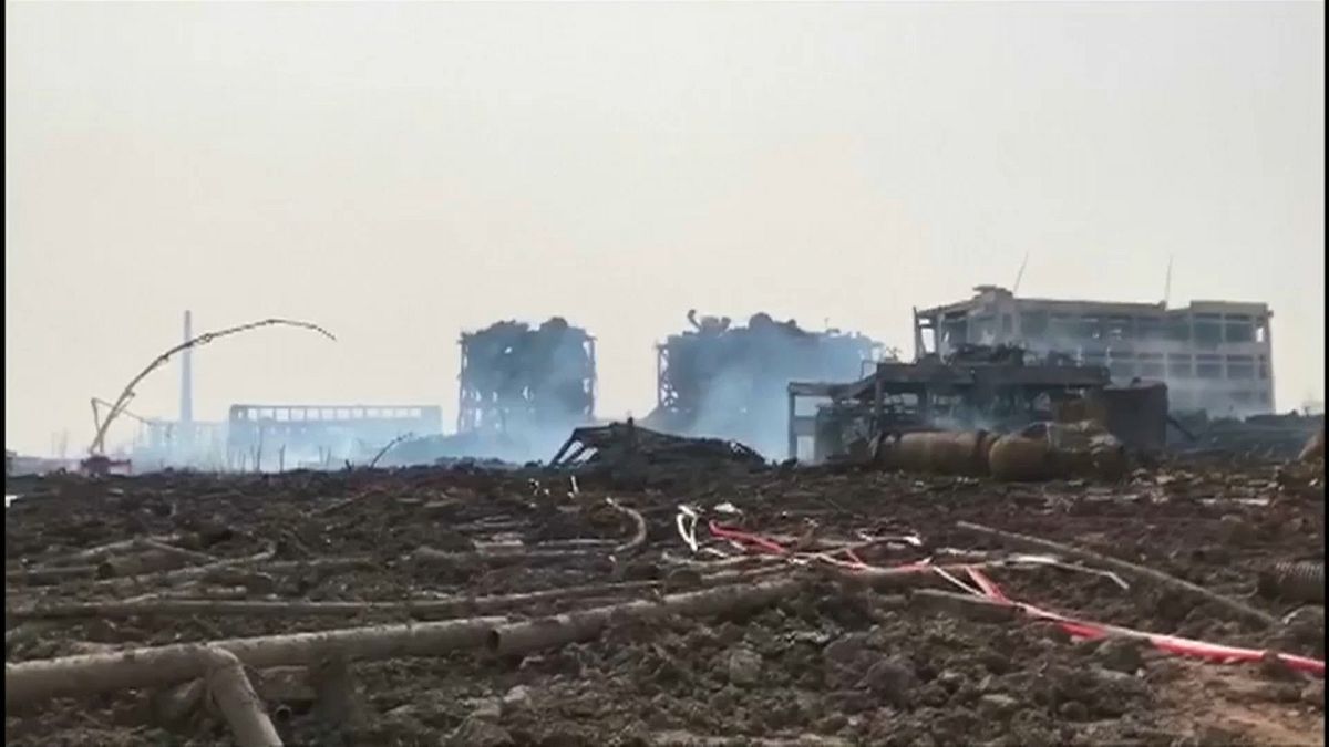 چین؛ ساکنان یانچنگ گرفتار آلودگی‌های ناشی از انفجار کارخانۀ مواد شیمیایی