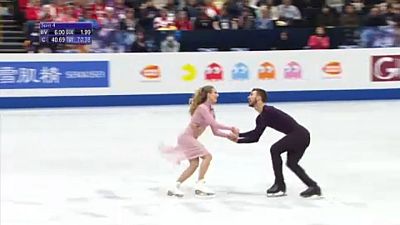 Papadakis y Cizeron rozan la perfección en la danza sobre hielo