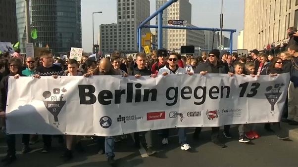 Direttiva sul Copyright, le proteste in difesa del web senza censure Direttiva sul Copyright, le proteste in difesa del web senza censure
